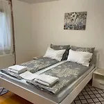 Studio Apartman Sedrenik